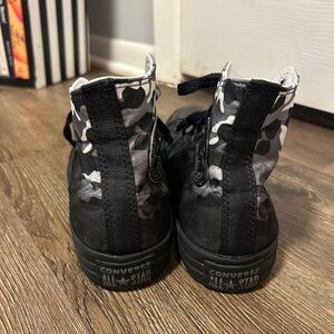 Converse High-Tops Black and Gray Camo